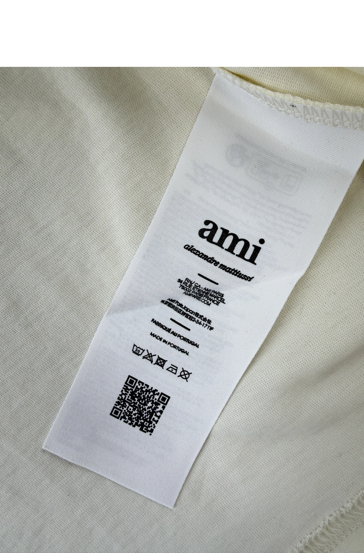 [AMI] 아미 파리스 프런트 슨 스카프 쇼트슬리브 티셔츠 블랑 크레망