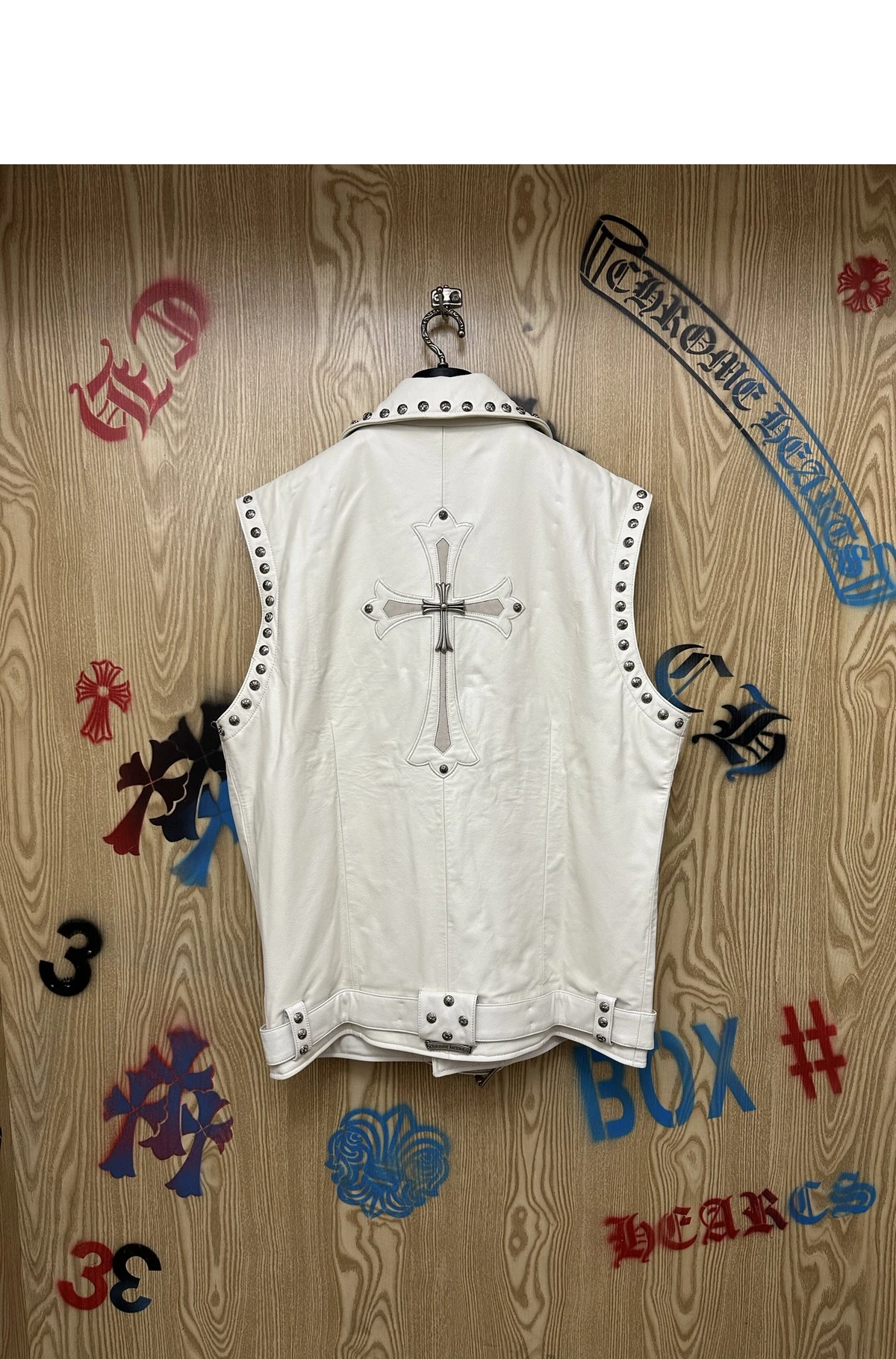 [Chrome Hearts] 크롬하츠 스터드 칼라 라지 CH 크로스 레더 바이커 베스트 화이트