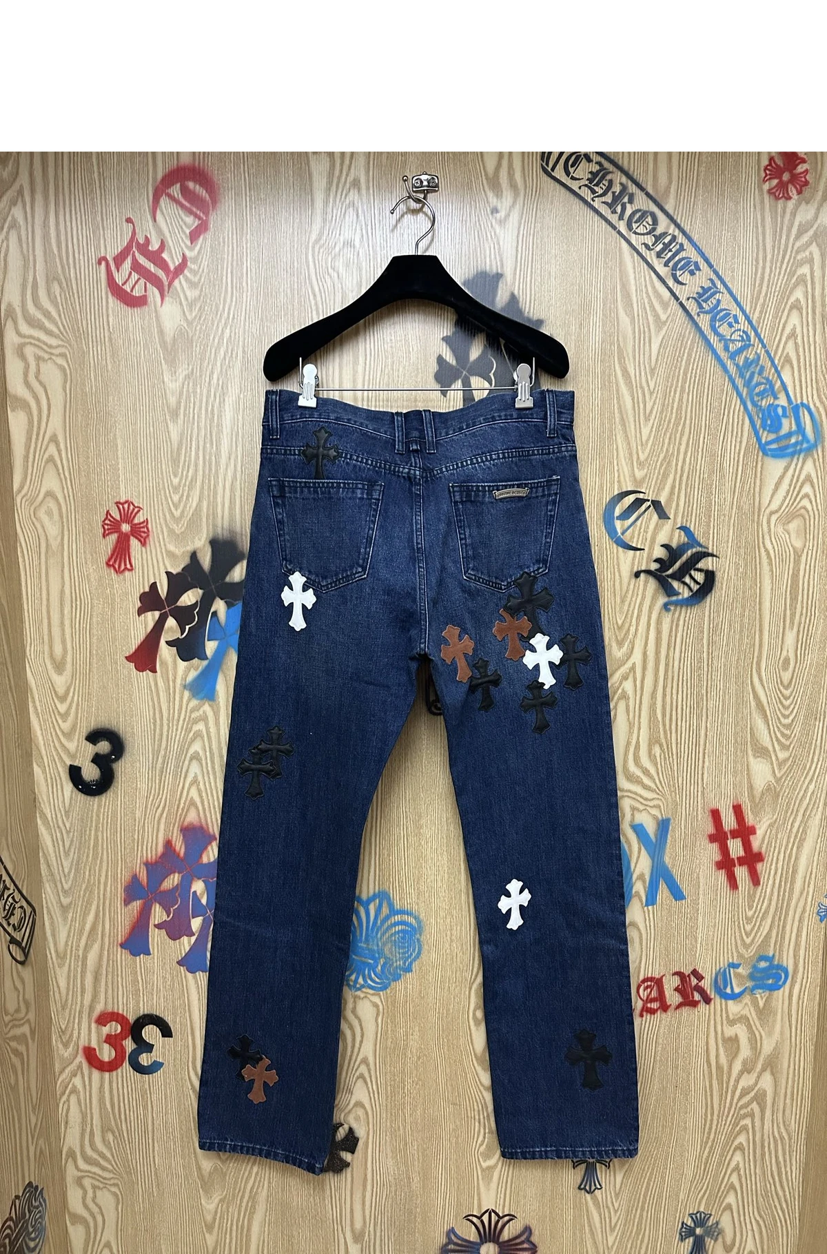 [Chrome Hearts] 크롬하츠 멀티 컬러 레더 크로스 패치 리바이스 501 데님 팬츠 인디고