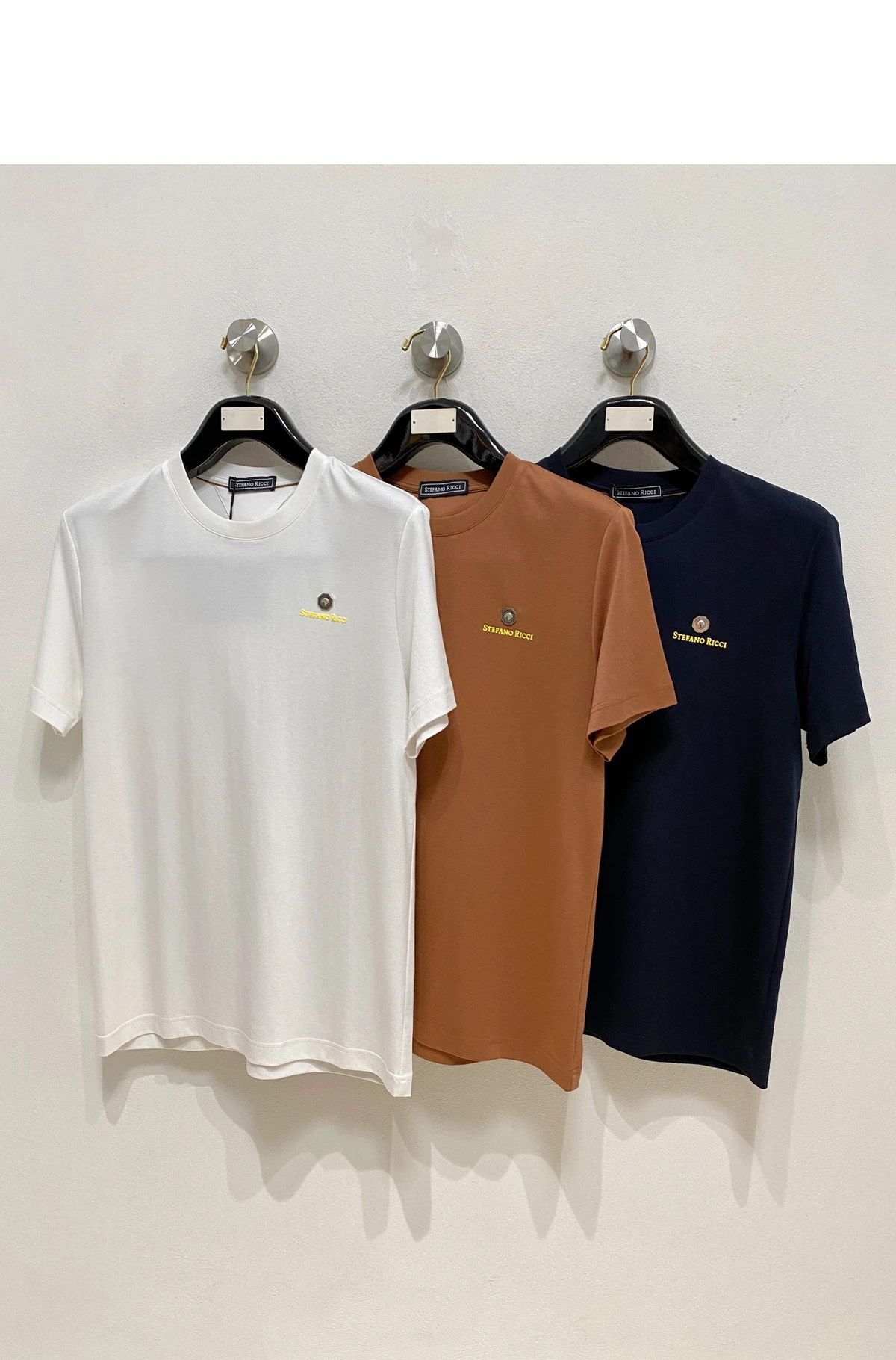 [STEFANO RICCI] 스테파노 리치 스몰 이글 크레스트 모노그램 자수 레터링 코튼 모달 크루넥 쇼트슬리브 티셔츠 화이트
