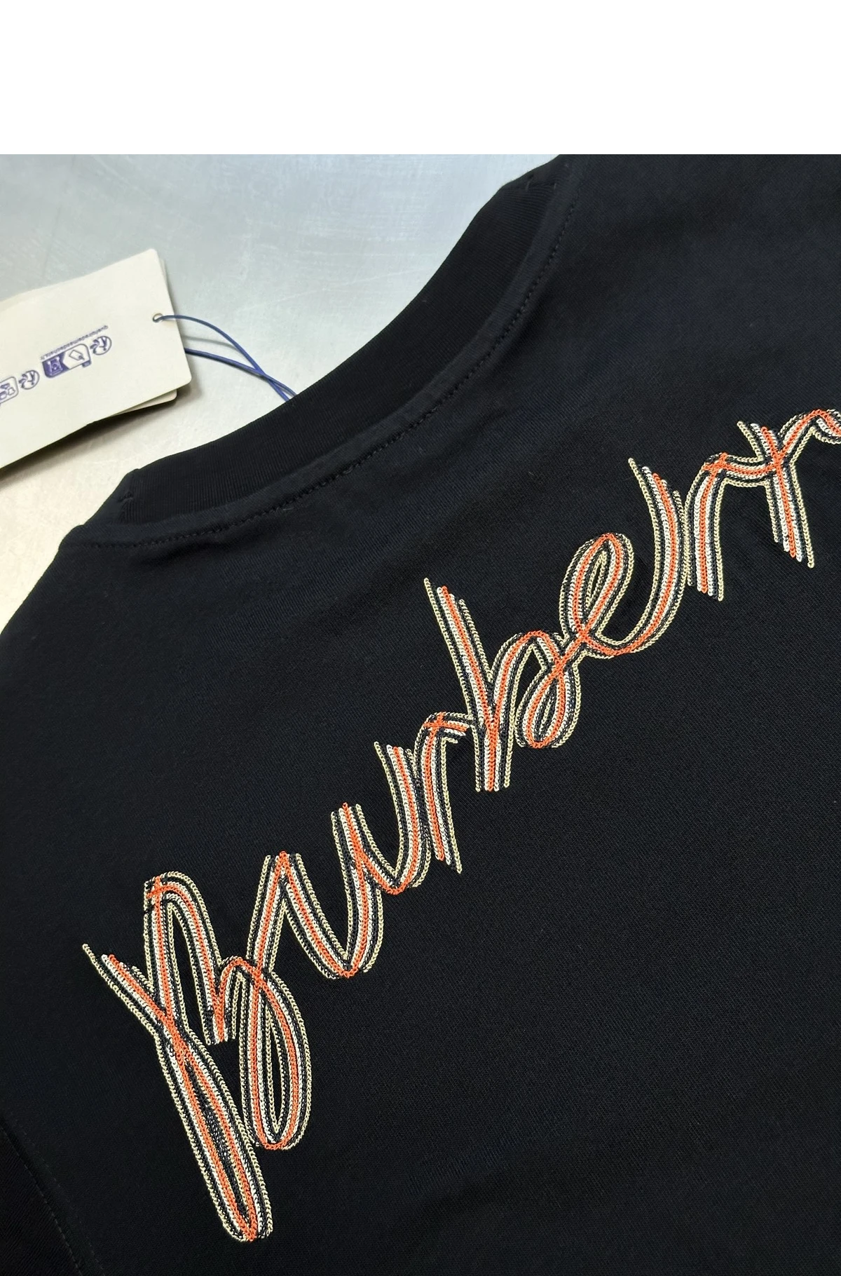 [BURBERRY] 버버리 체크 모티프 레터링 엠브로이더리 코튼 저지 티셔츠 블랙