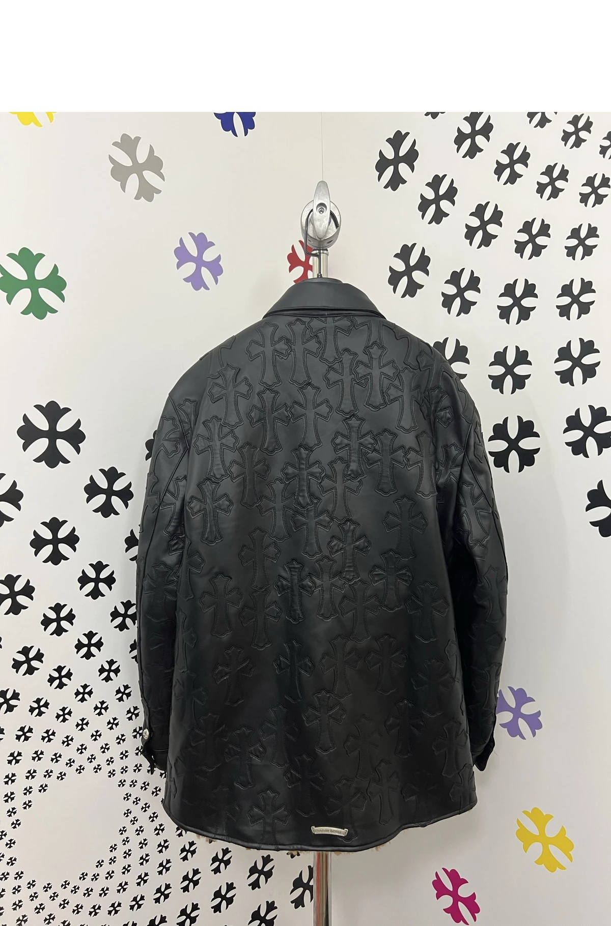 [Chrome Hearts] 크롬하츠 세미터리 레더 크로스 패치워크 시어링 셔츠 재킷 블랙