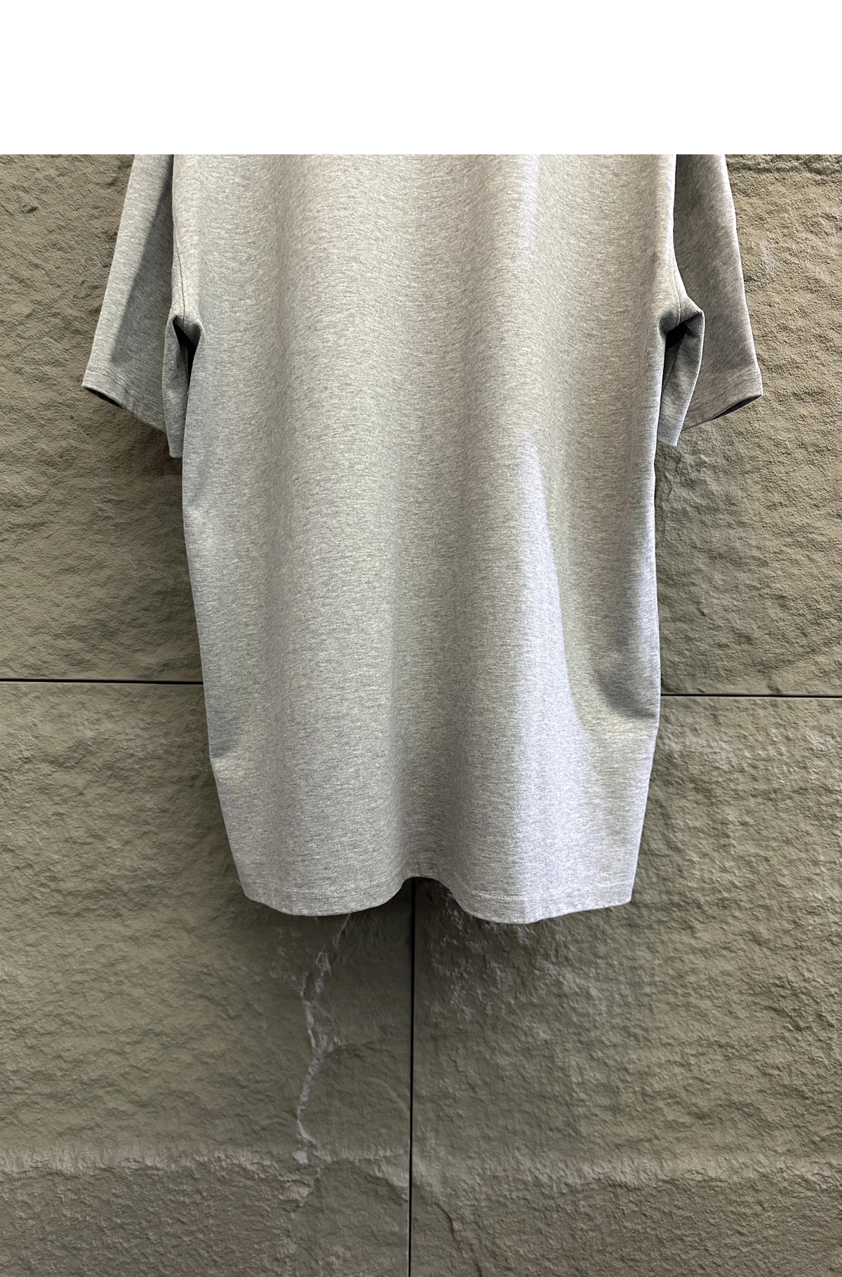 [BALENCIAGA] 발렌시아가 커시브 미디엄 핏 티셔츠 그레이/블랙